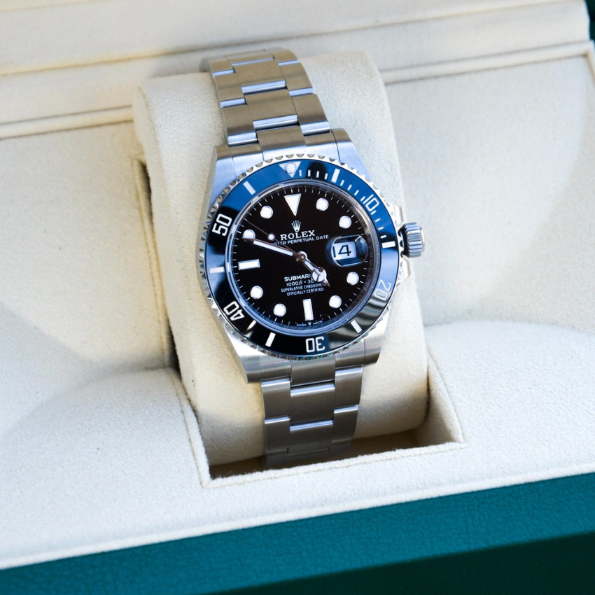 ROLEX 'SUBMARINER DATE' 41MM '126610LN-0001'