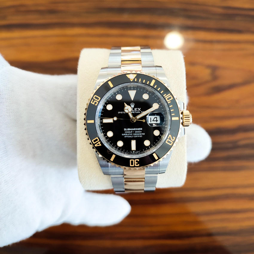 ROLEX 'SUBMARINER DATE' 41MM '126613LN-0002'