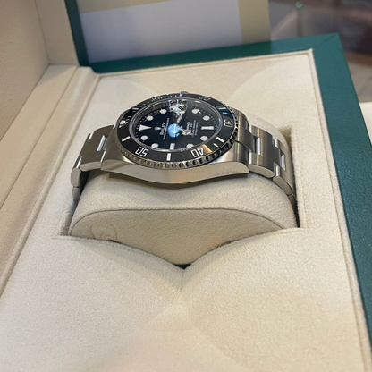 ROLEX 'SUBMARINER DATE' 41MM '126610LN-0001'