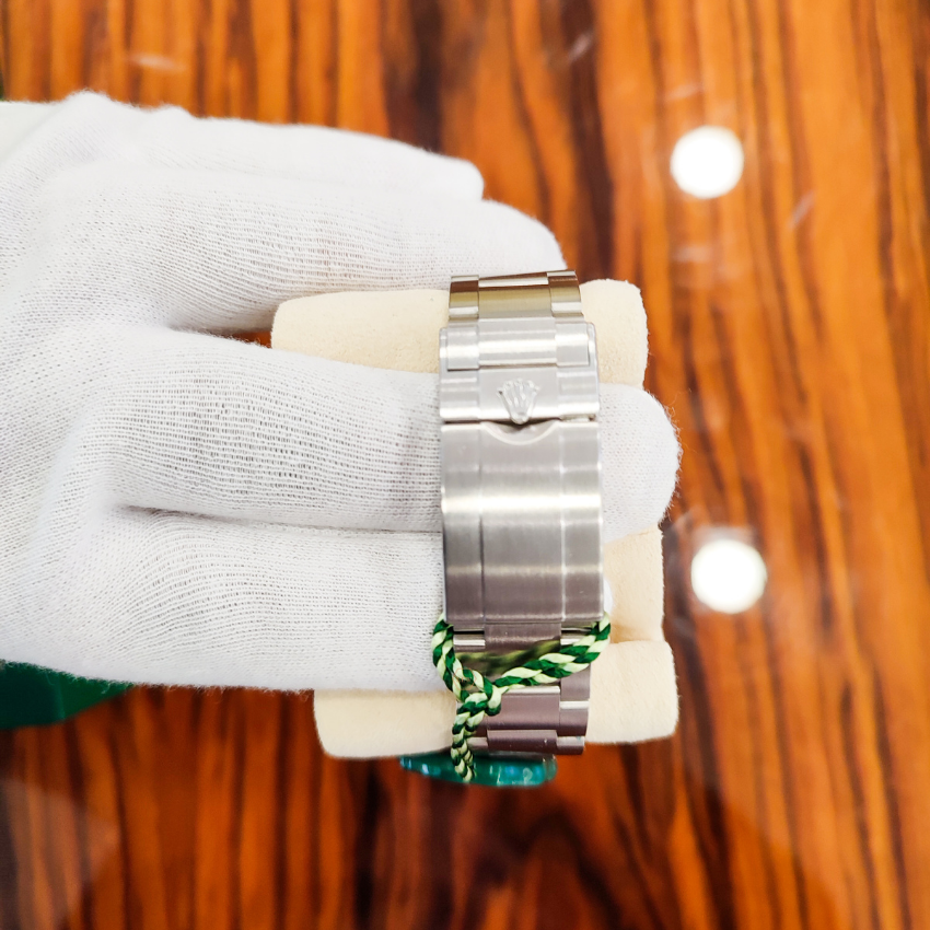 ROLEX 'EXPLORER II' 42MM '226570-0001'