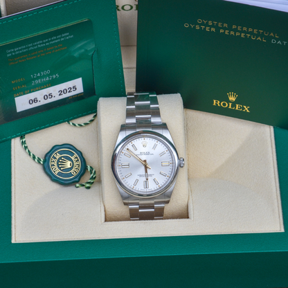 ROLEX 'OYSTER PERPETUAL' 41MM '124300-0001'